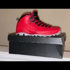 Bulls over broadway retro